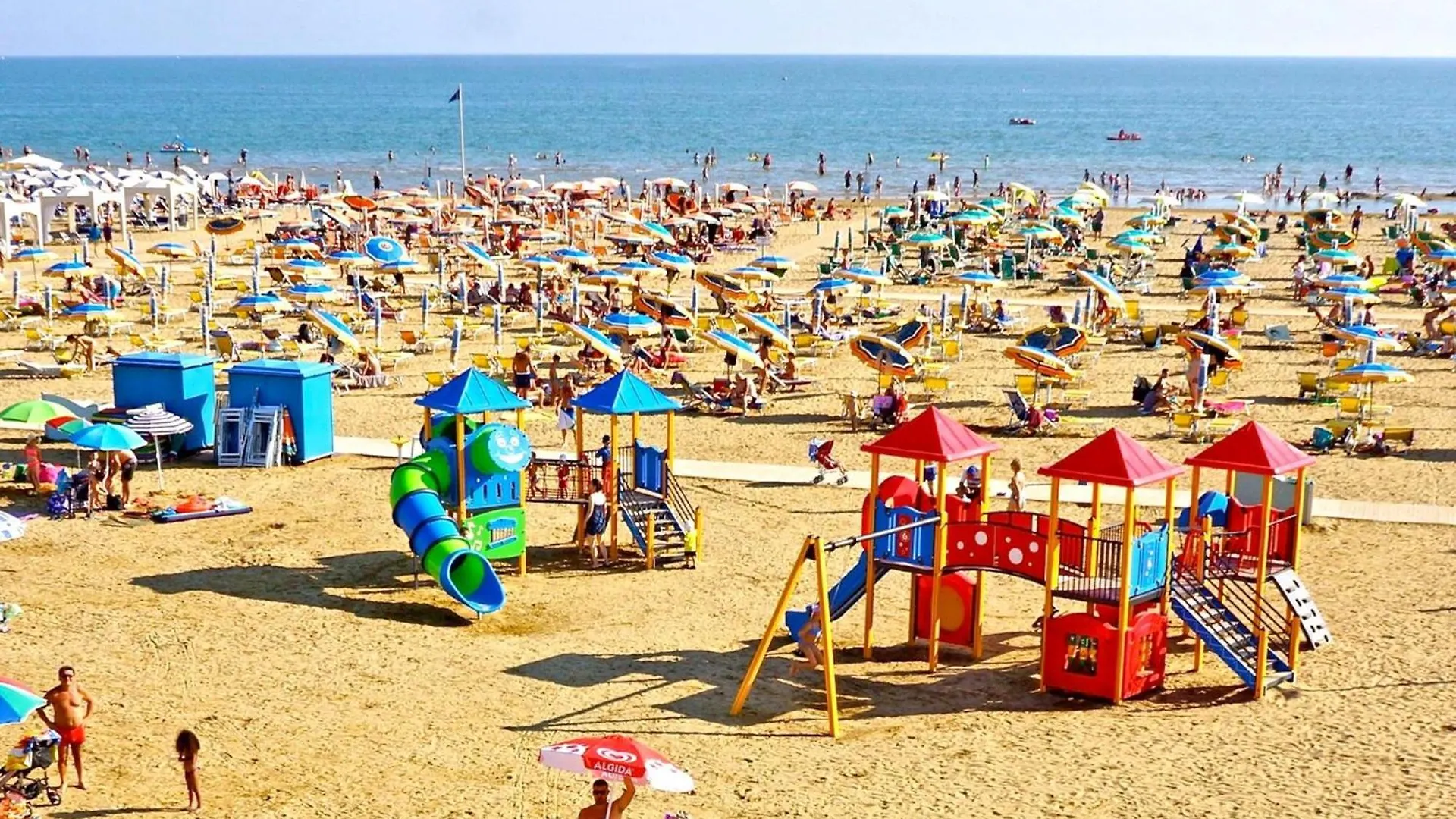 Top Floor Apartment With Terrace In Bibione