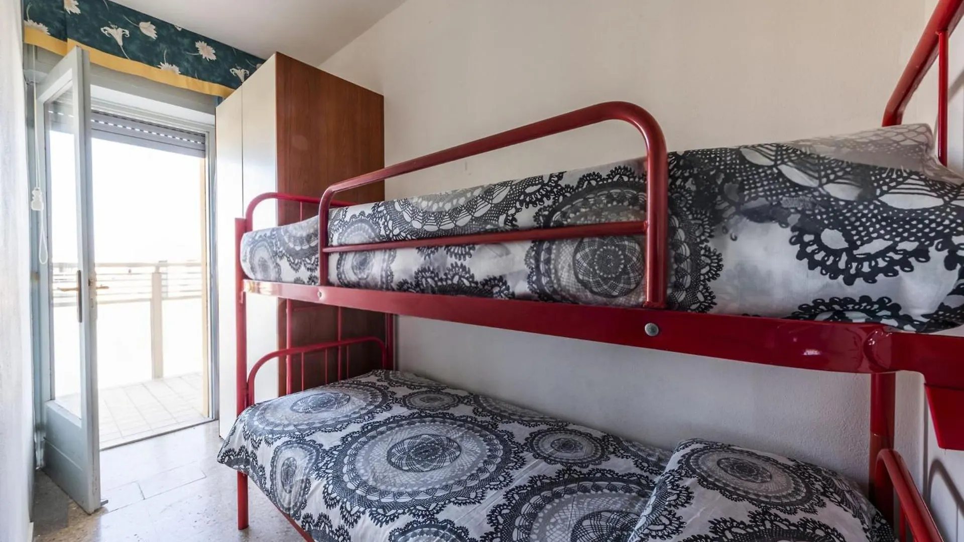 Top Floor Apartment With Terrace In Bibione